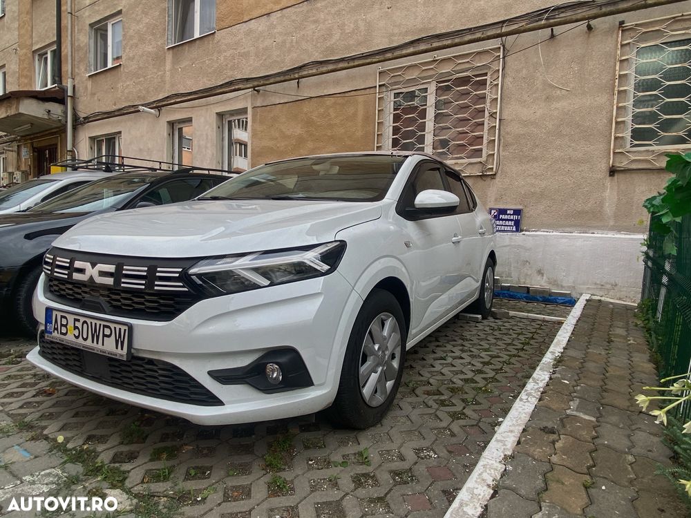 Dacia Logan TCe 90 MT6 Expression - 1