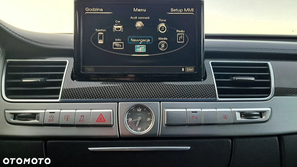 Audi S8 - 11
