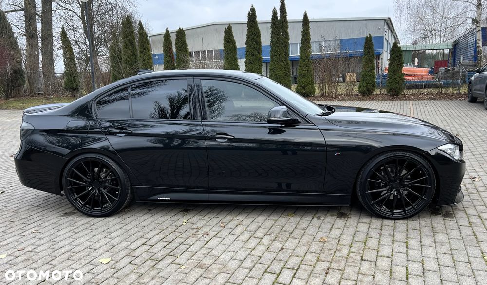 BMW Seria 3 320d M Sport Shadow - 12