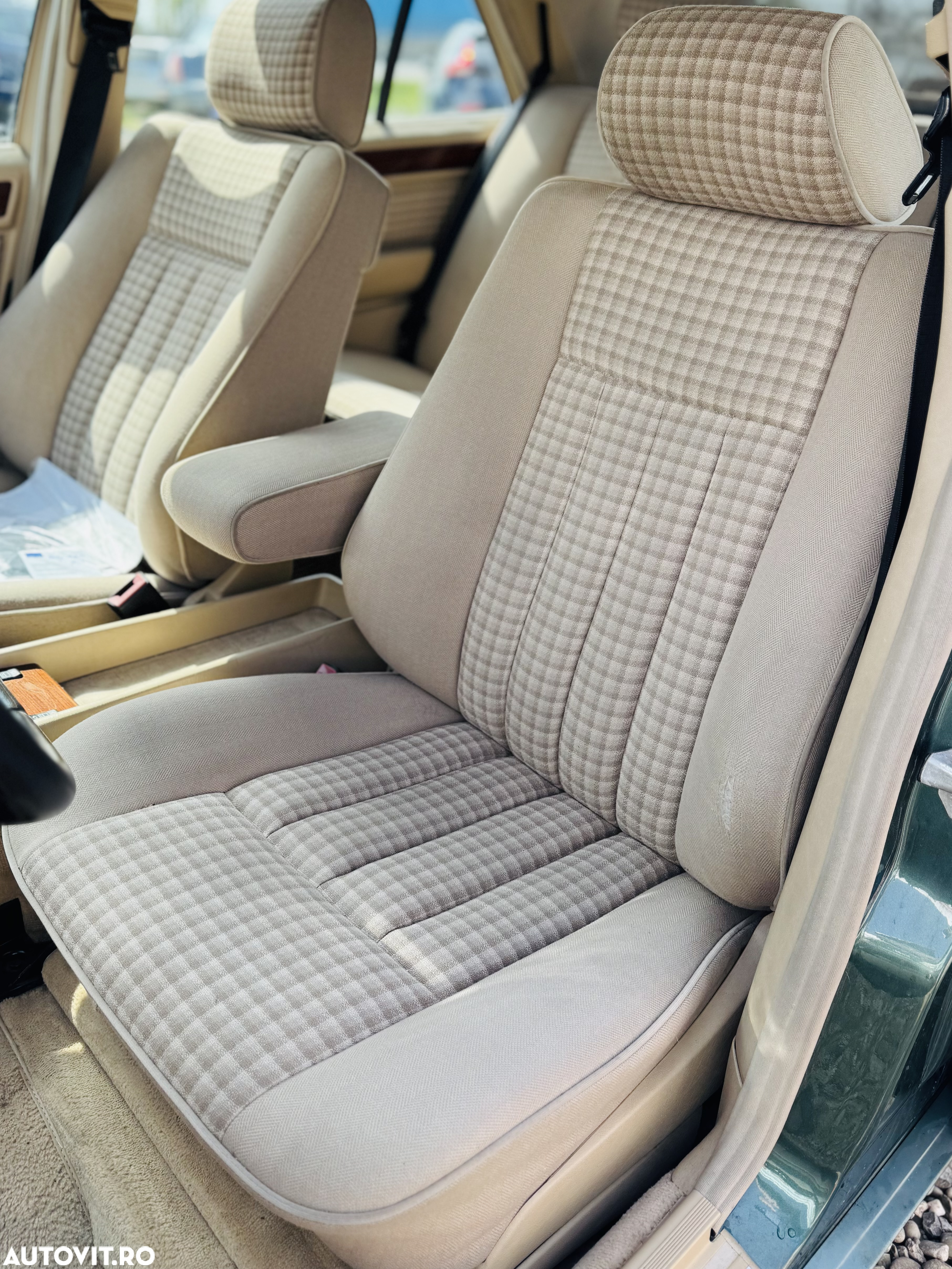 Mercedes-Benz E - 7