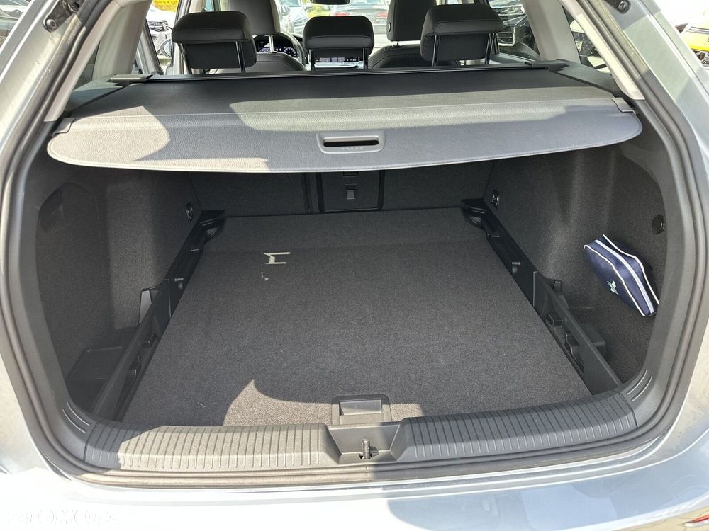 Volkswagen Golf Variant - 18