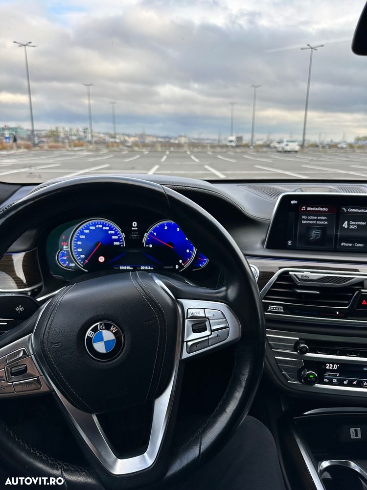BMW Seria 7 740d xDrive - 24