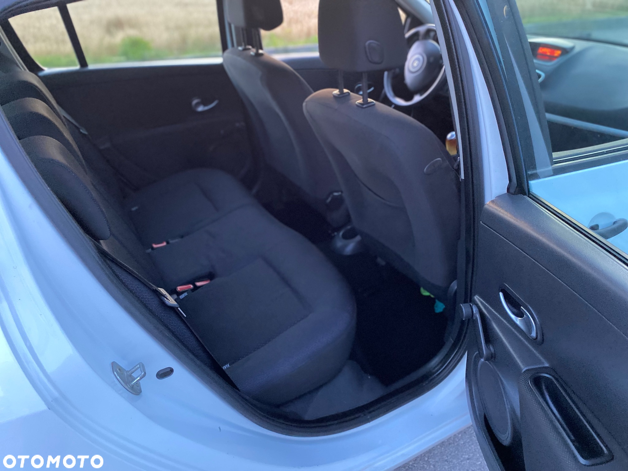 Renault Clio - 15