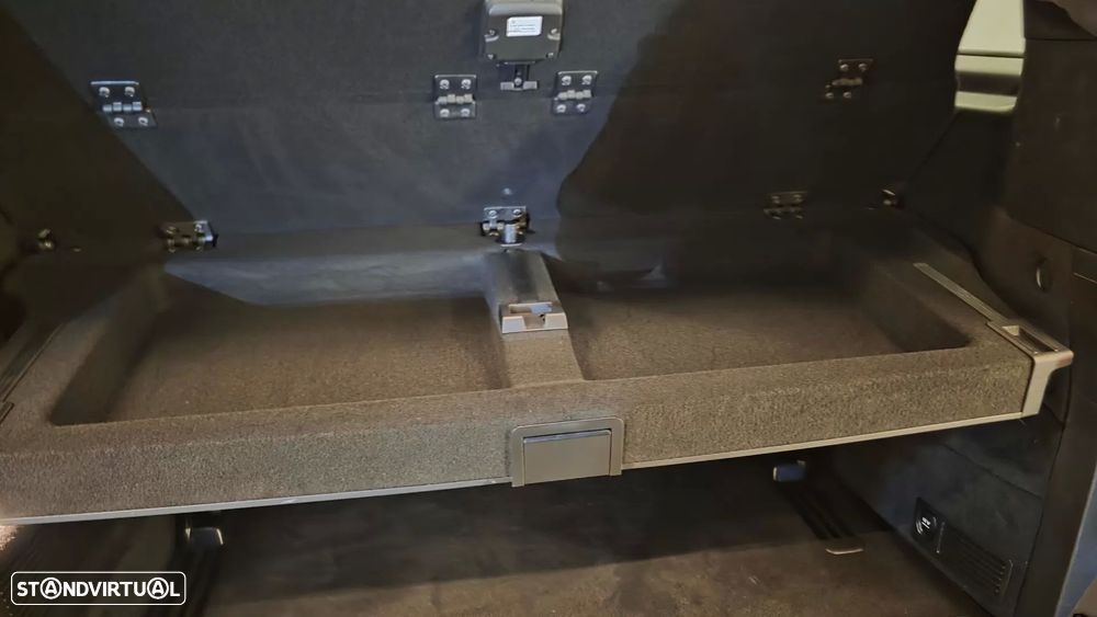 Mercedes-Benz V 220 d Longo Avantgarde Aut. - 25