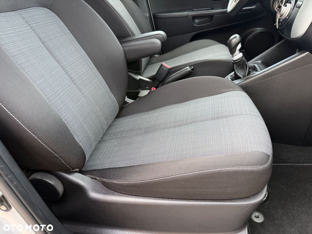 Kia Venga 1.6 CVVT ISG Vision - 32
