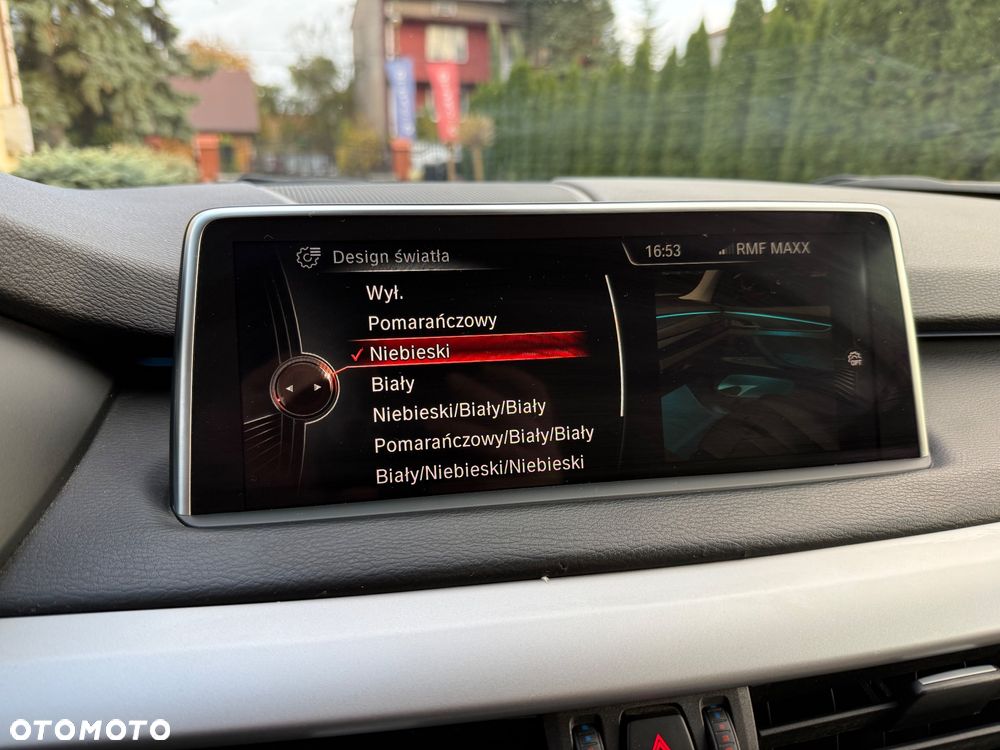 BMW X5 xDrive25d - 33