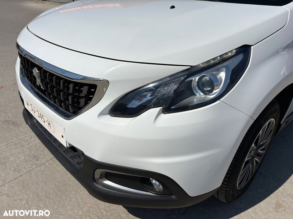 Peugeot 2008 PureTech 110 Stop&Start Business-Line - 32