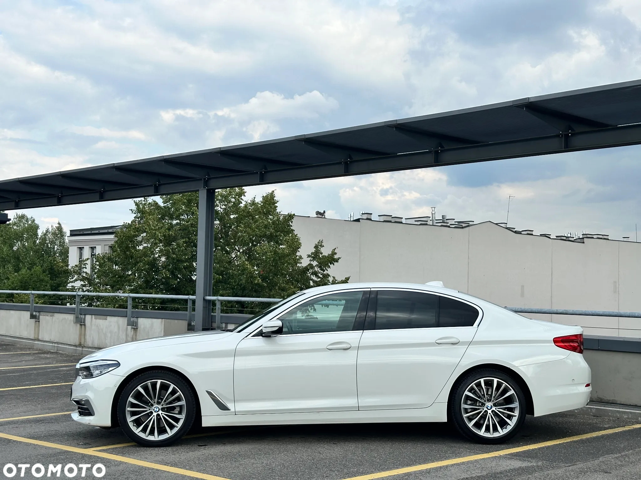 BMW Seria 5 520d Efficient Dynamics Luxury Line sport - 3