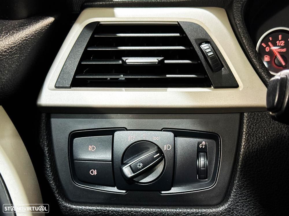 BMW 318 d Line Sport Shadow Auto - 41