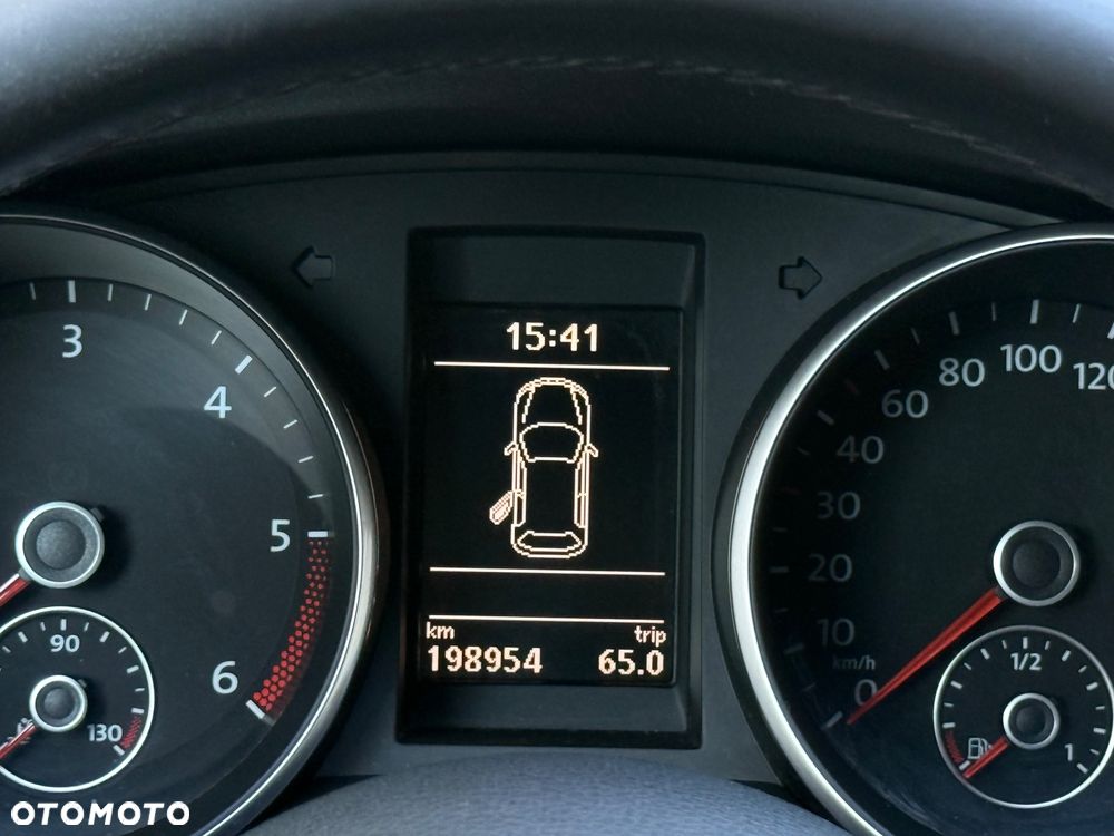 Volkswagen Golf - 18