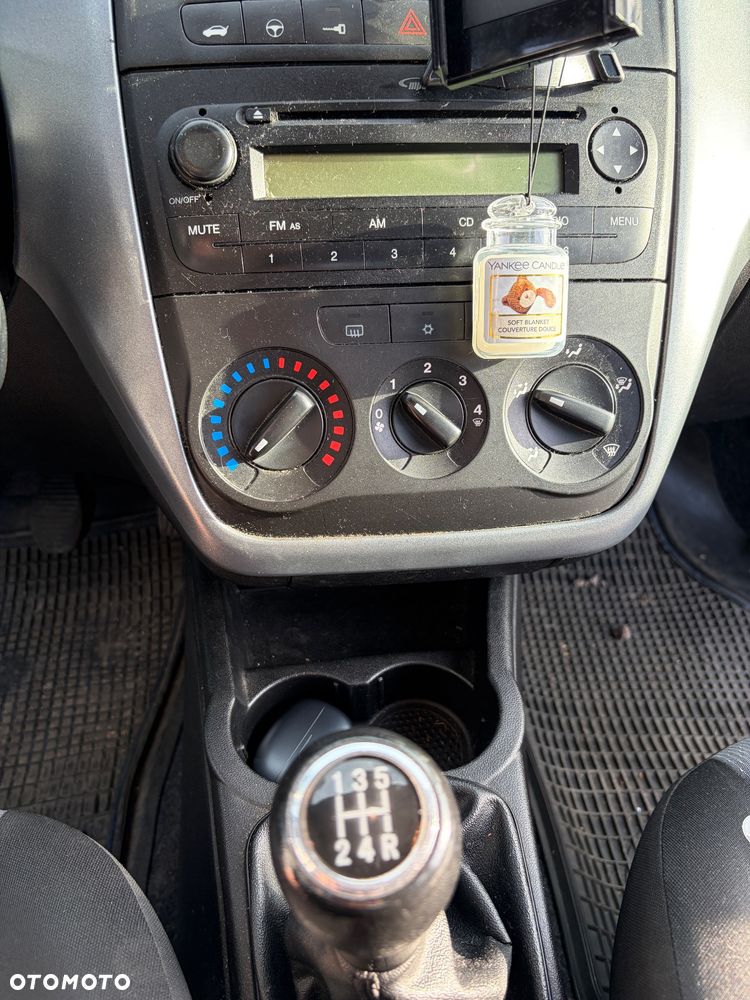 Fiat Punto - 13