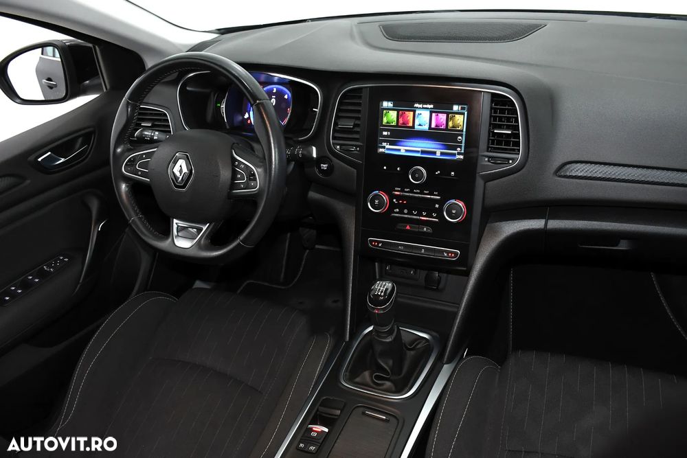 Renault Megane 2019 photo 4
