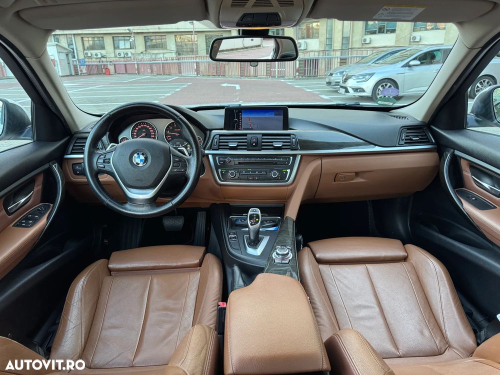 BMW Seria 3 320i Aut. Luxury Line - 8
