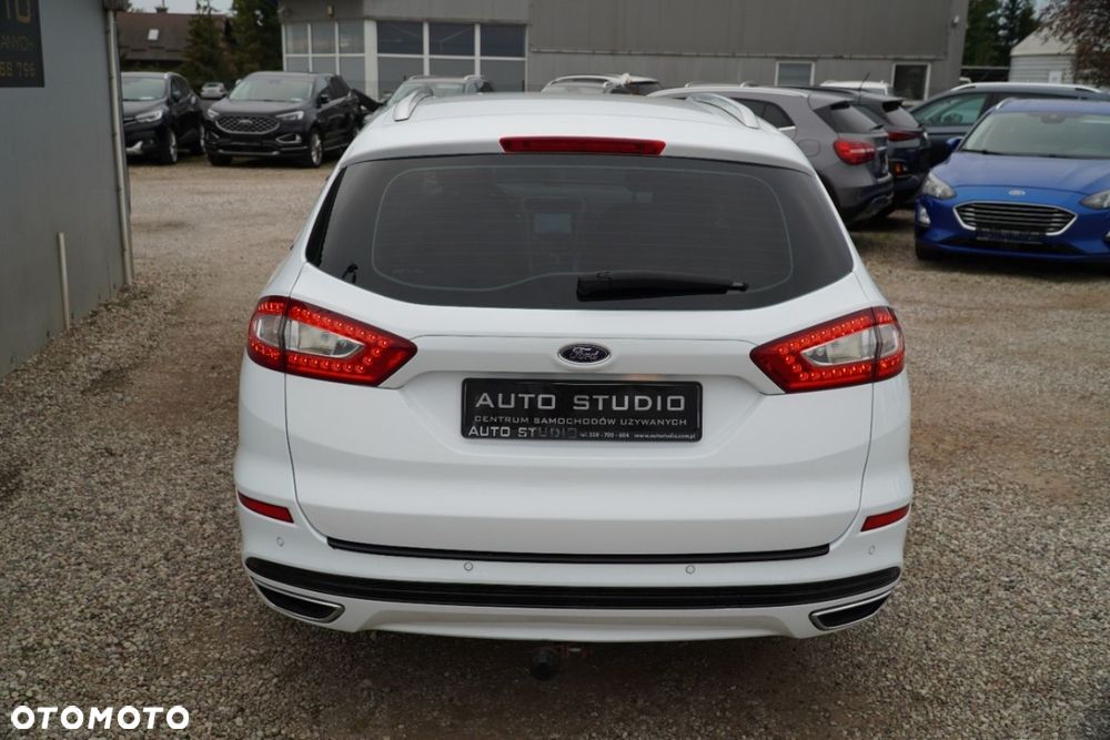 Ford Mondeo - 34