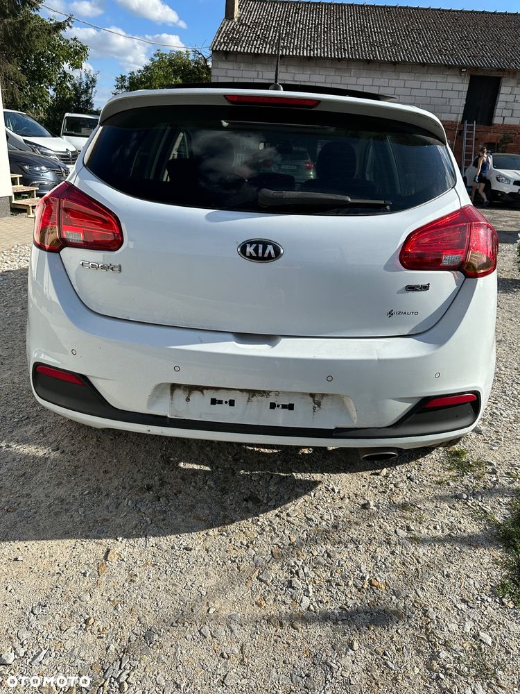 Kia Ceed - 5