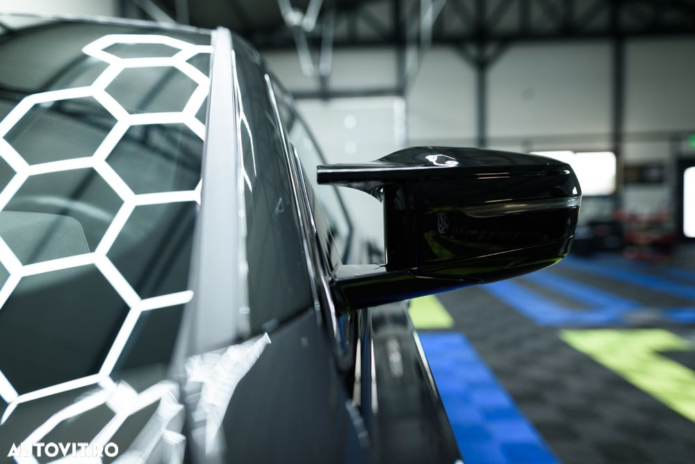 BMW Seria 3 330e Aut. M Sport - 21