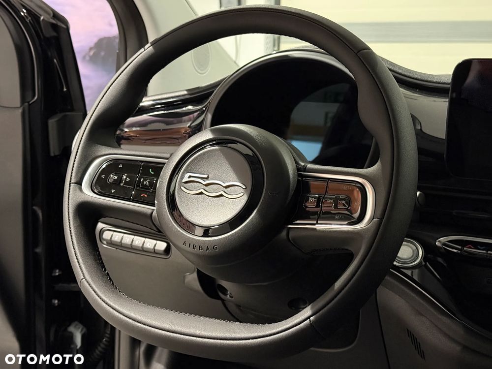 Fiat 500 1.0 Hybrid - 11