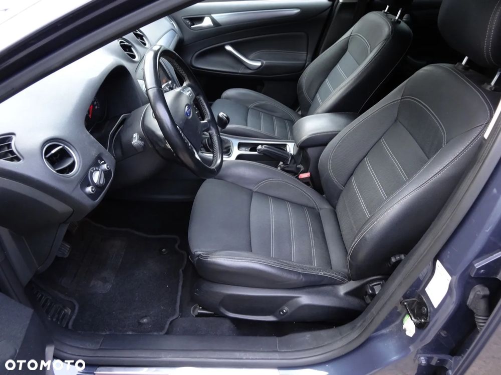 Ford Mondeo 2.0 TDCi Titanium X - 23