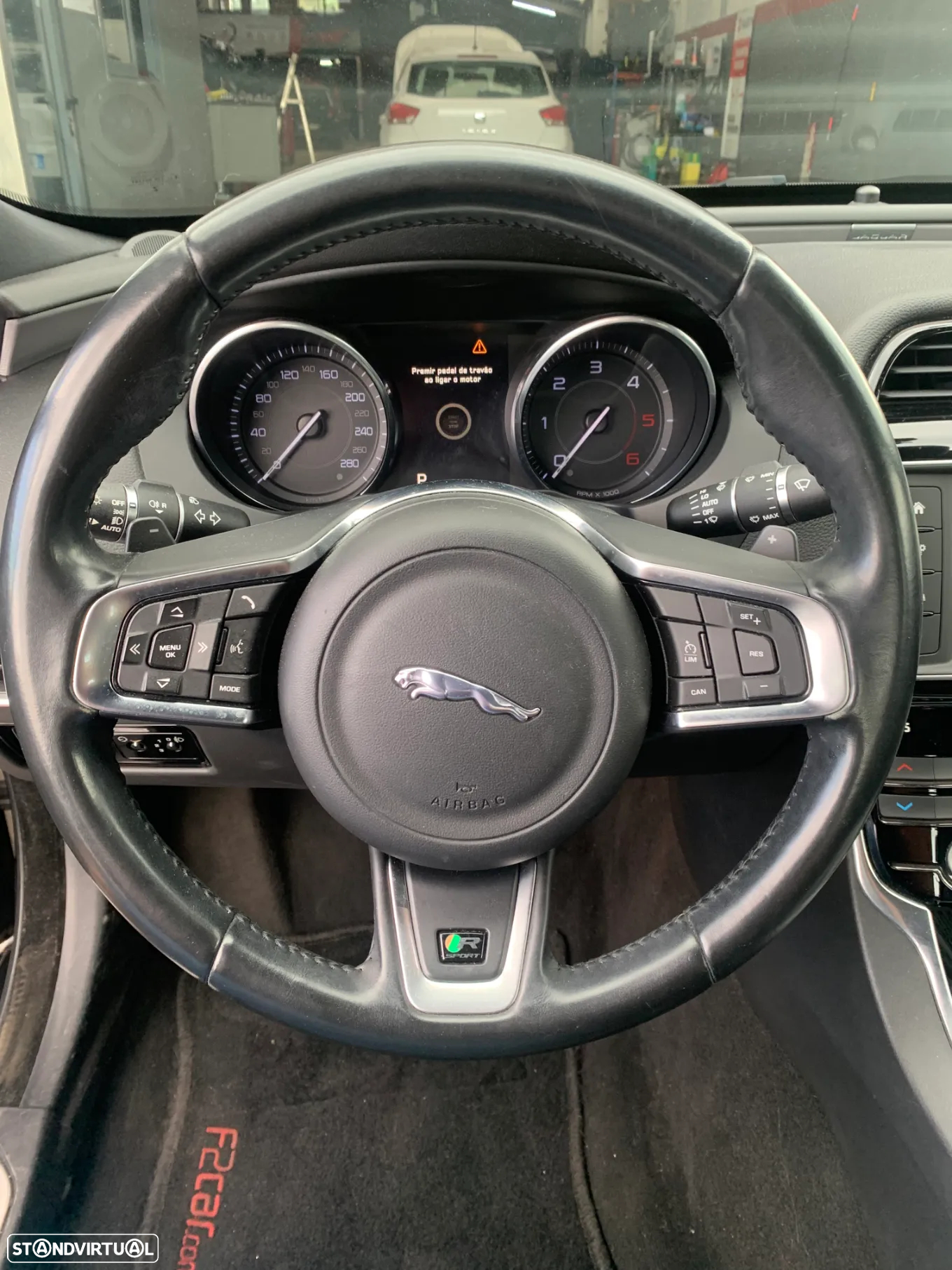 Jaguar XE E-Performance Aut. R-Sport - 40