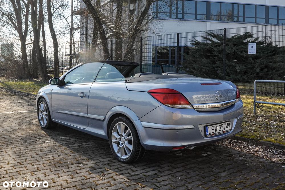 Opel Astra - 3