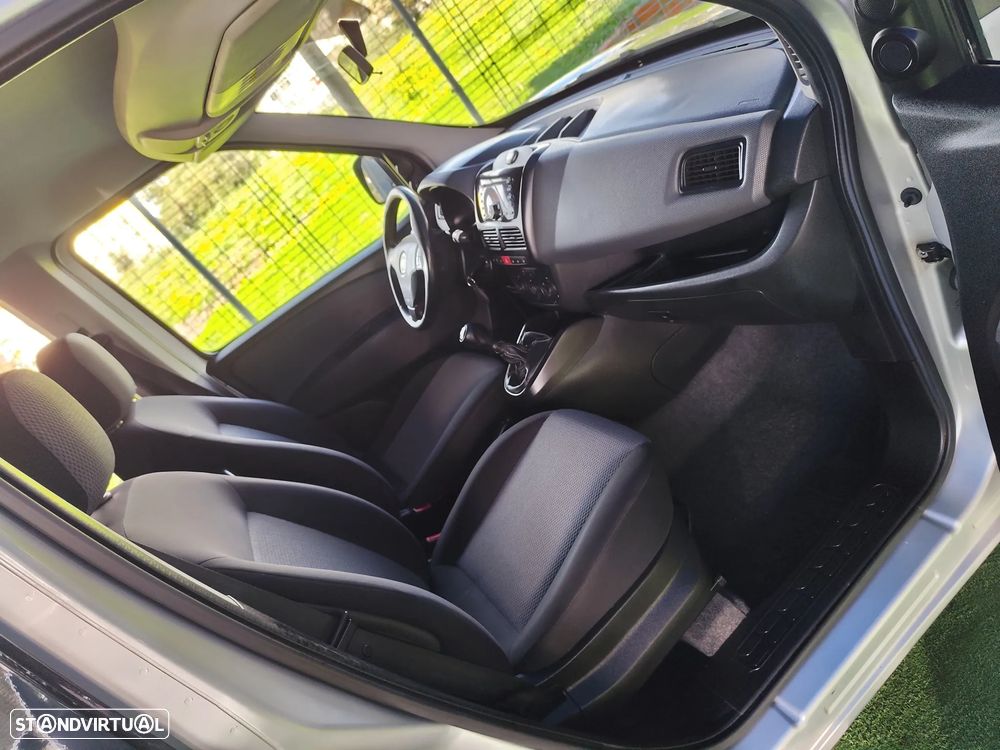 Fiat Doblo 1.3 M-Jet 7L Start&Stop - 33