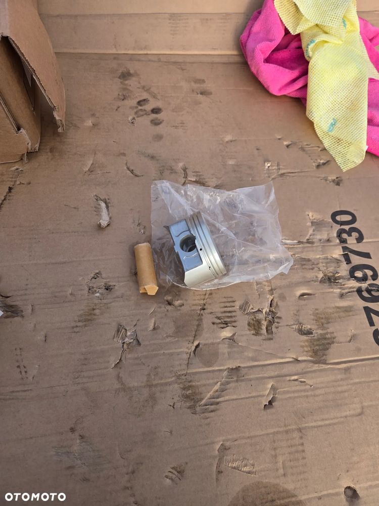 Tłok Citroen Peugeot Opel PSA FCA 1606254380 - 7