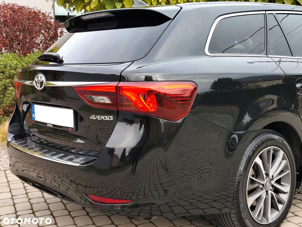 Toyota Avensis - 9