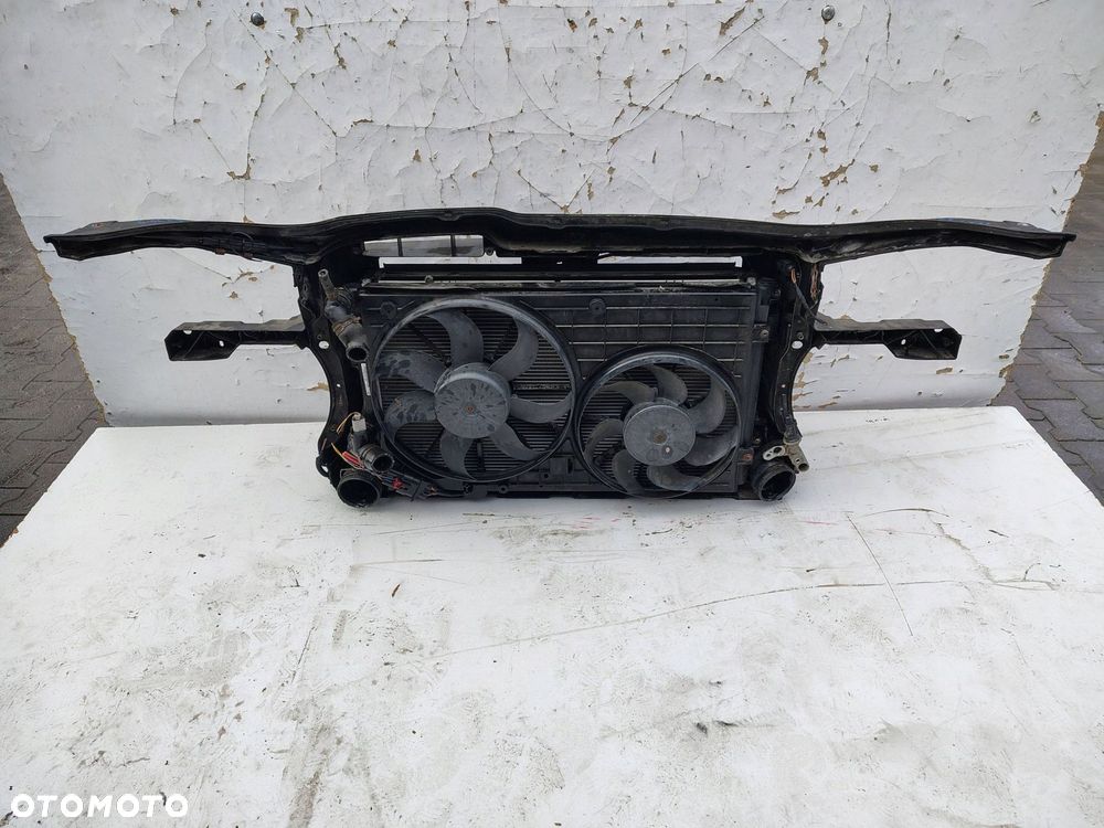 PAS PRZEDNI CHŁODNICE WZMOCNIENIE CZOŁOWE VOLKSWAGEN GOLF 5 V 1.4 TSI - 2