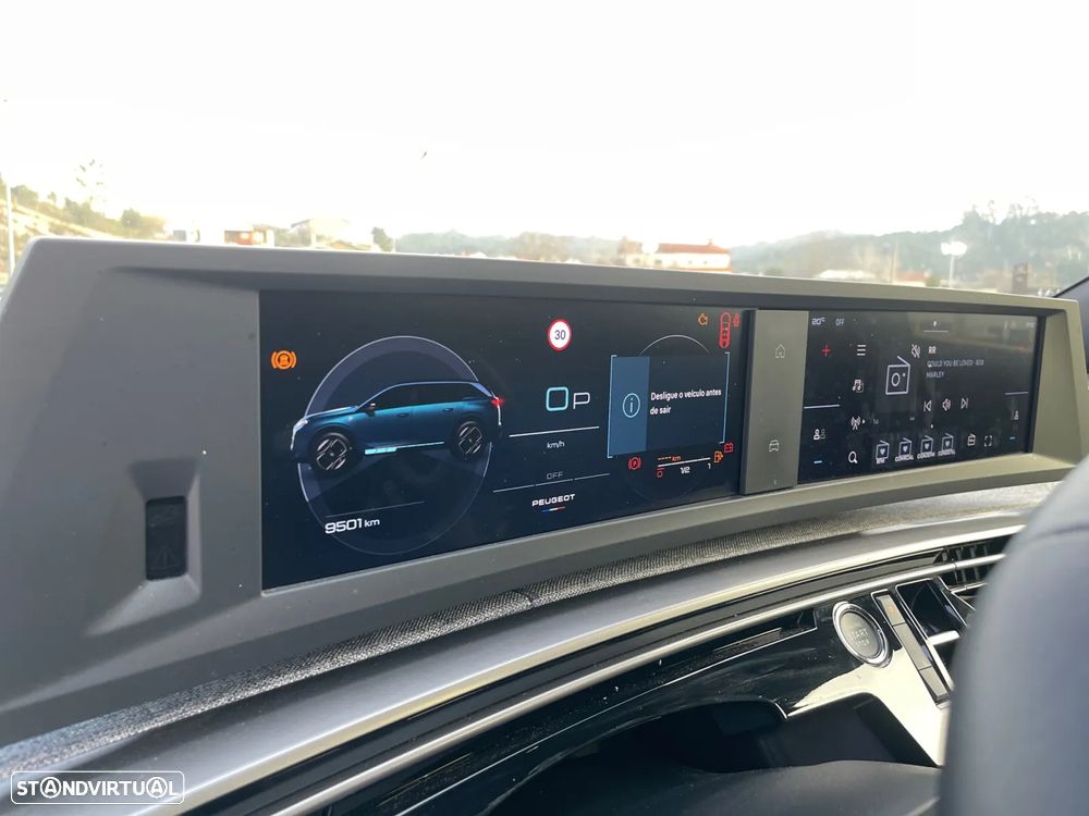 Peugeot 5008 1.2 Hybrid Allure e-DCS6 - 21