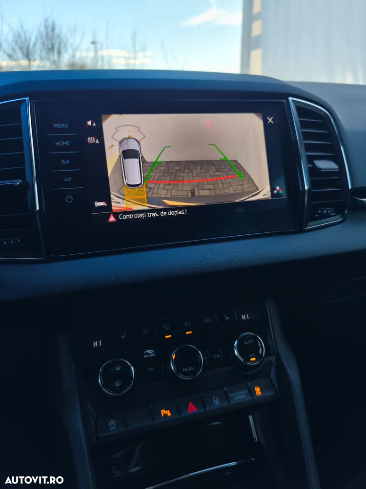 Skoda Karoq 2.0 TDI SCR 4x4 DSG Style - 10