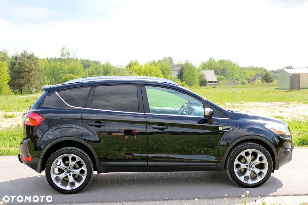 Ford Kuga 2.0 TDCi 2x4 Titanium - 3
