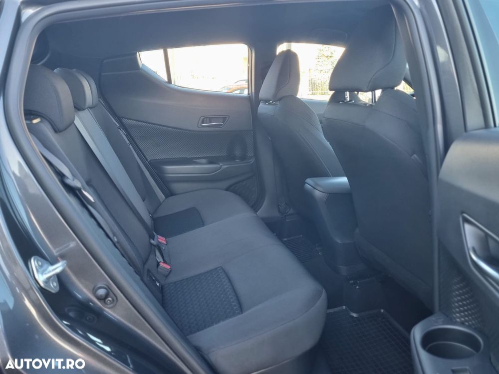 Toyota C-HR 1.8 HSD 122 CP 4x2 CVT Style - 12