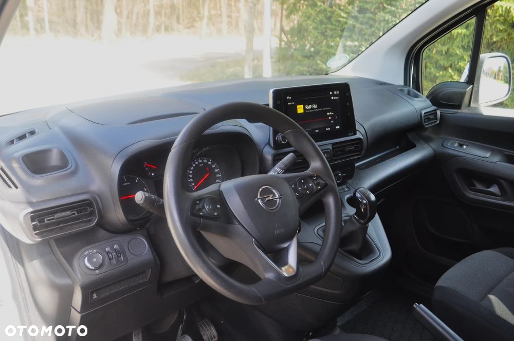 Opel COMBO E - 14