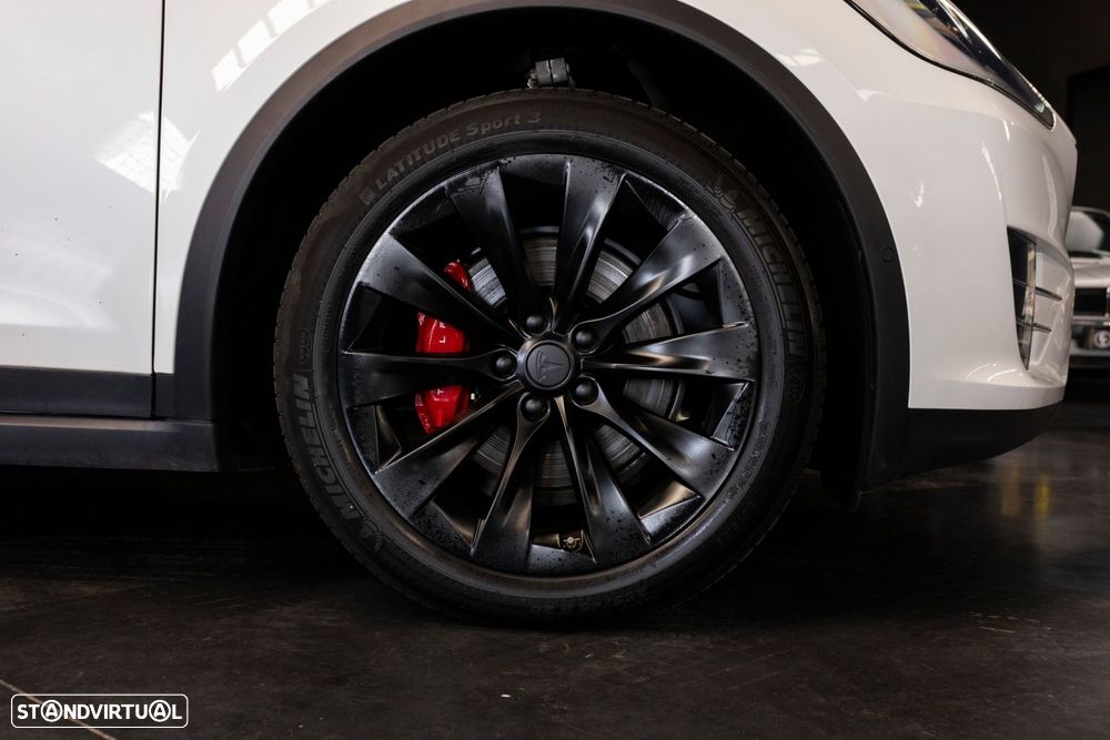 Tesla Model X Long Range - 10