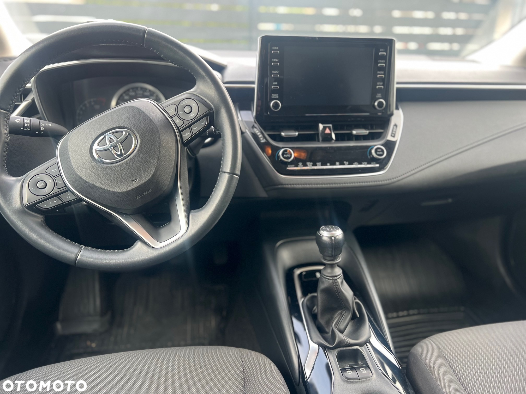 Toyota Corolla 1.5 Comfort - 10
