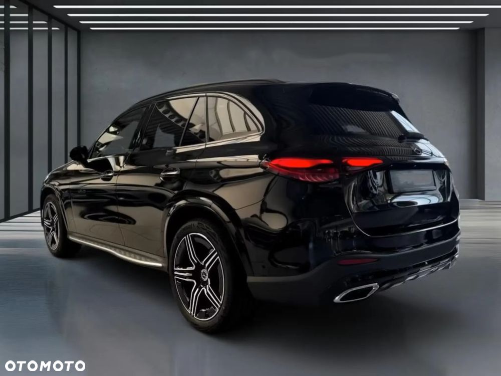 Mercedes-Benz GLC 220 d mHEV 4-Matic AMG Line - 4