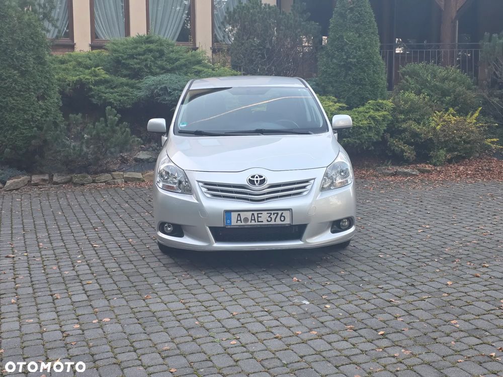 Toyota Verso 1.6 7-Sitzer Life - 40