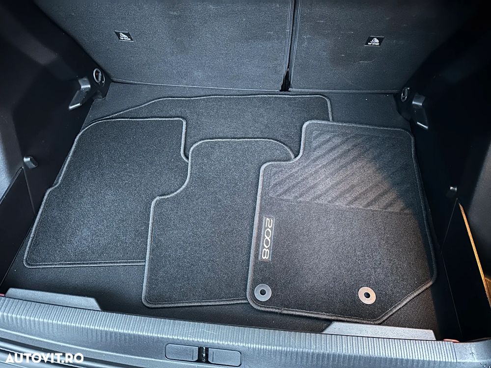 Peugeot 2008 - 28