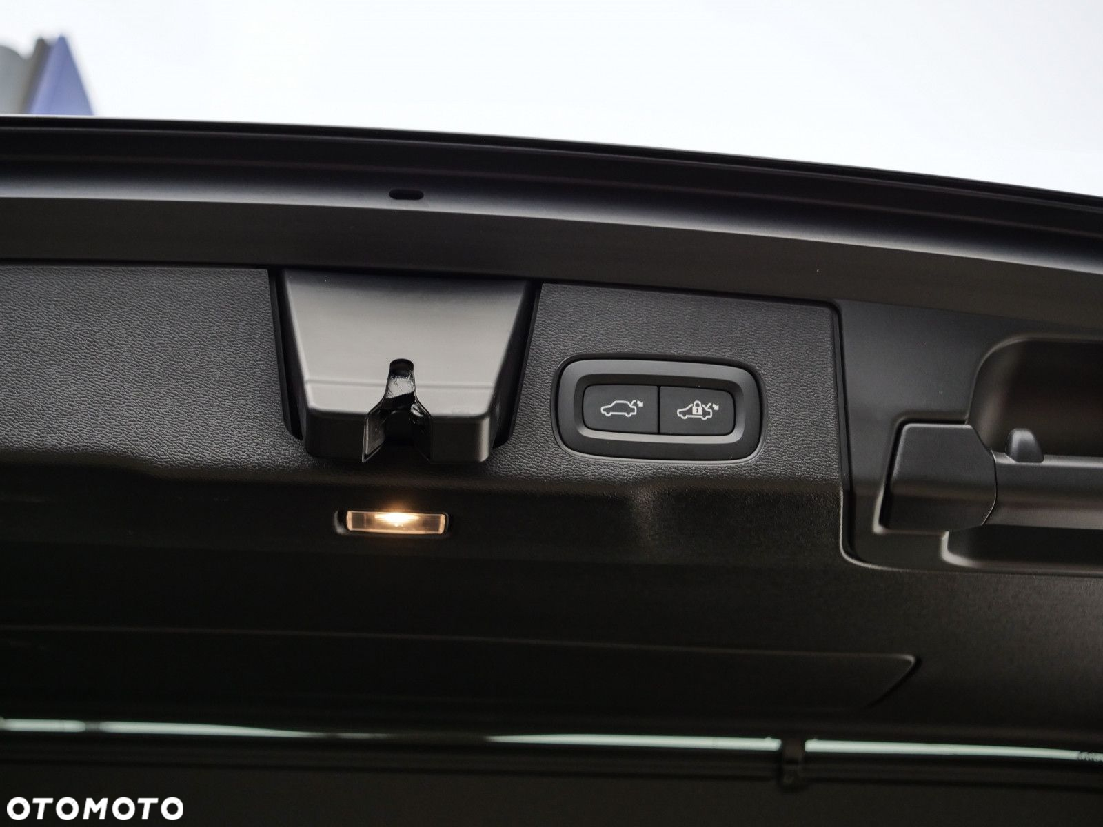Volvo XC 60 - 33