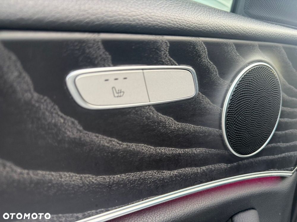 Mercedes-Benz Klasa E - 15