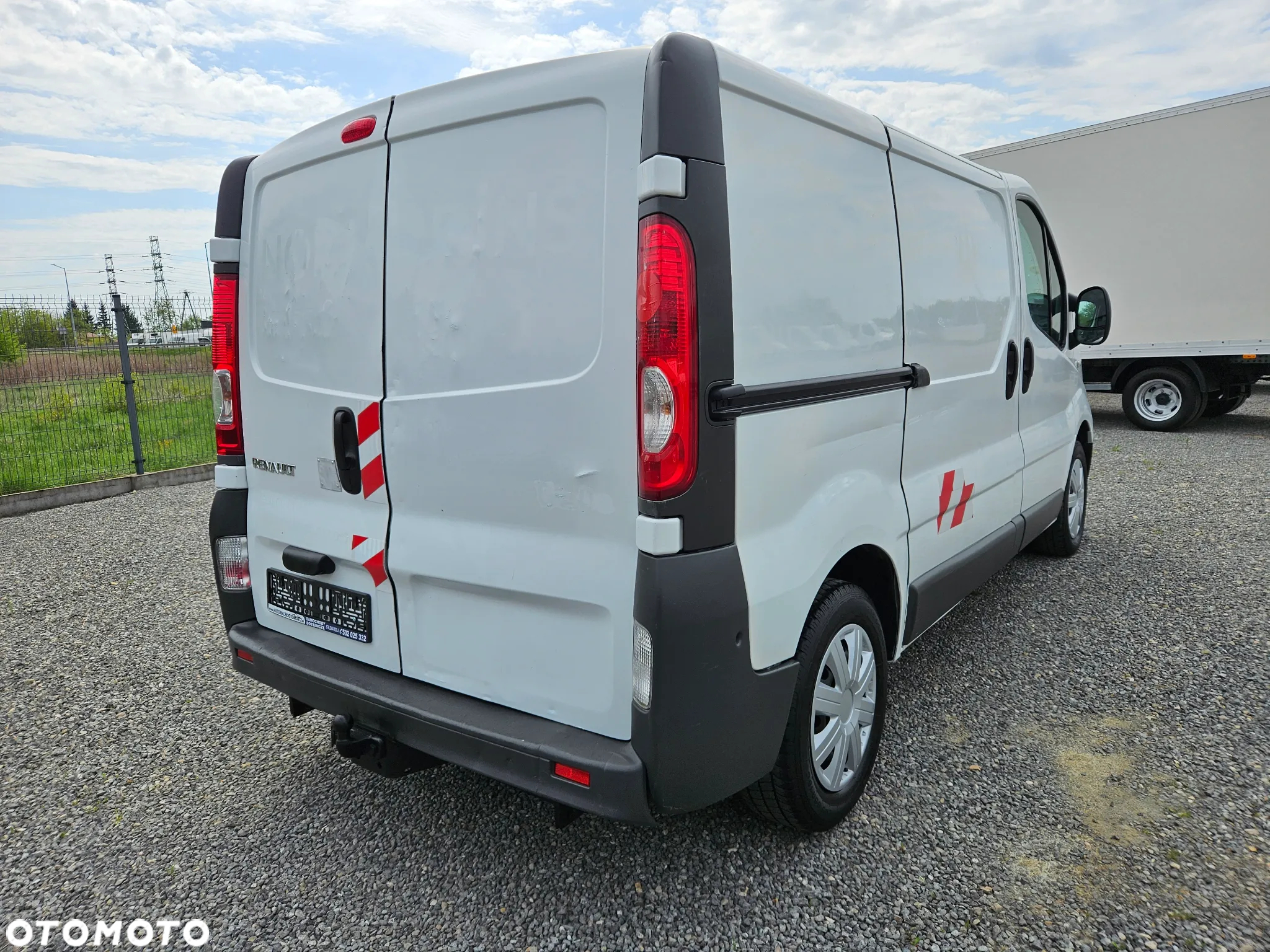 Renault Trafic / 2.0 DCI 90KM / Furgon L1H1 / Klima / HAK / - 4