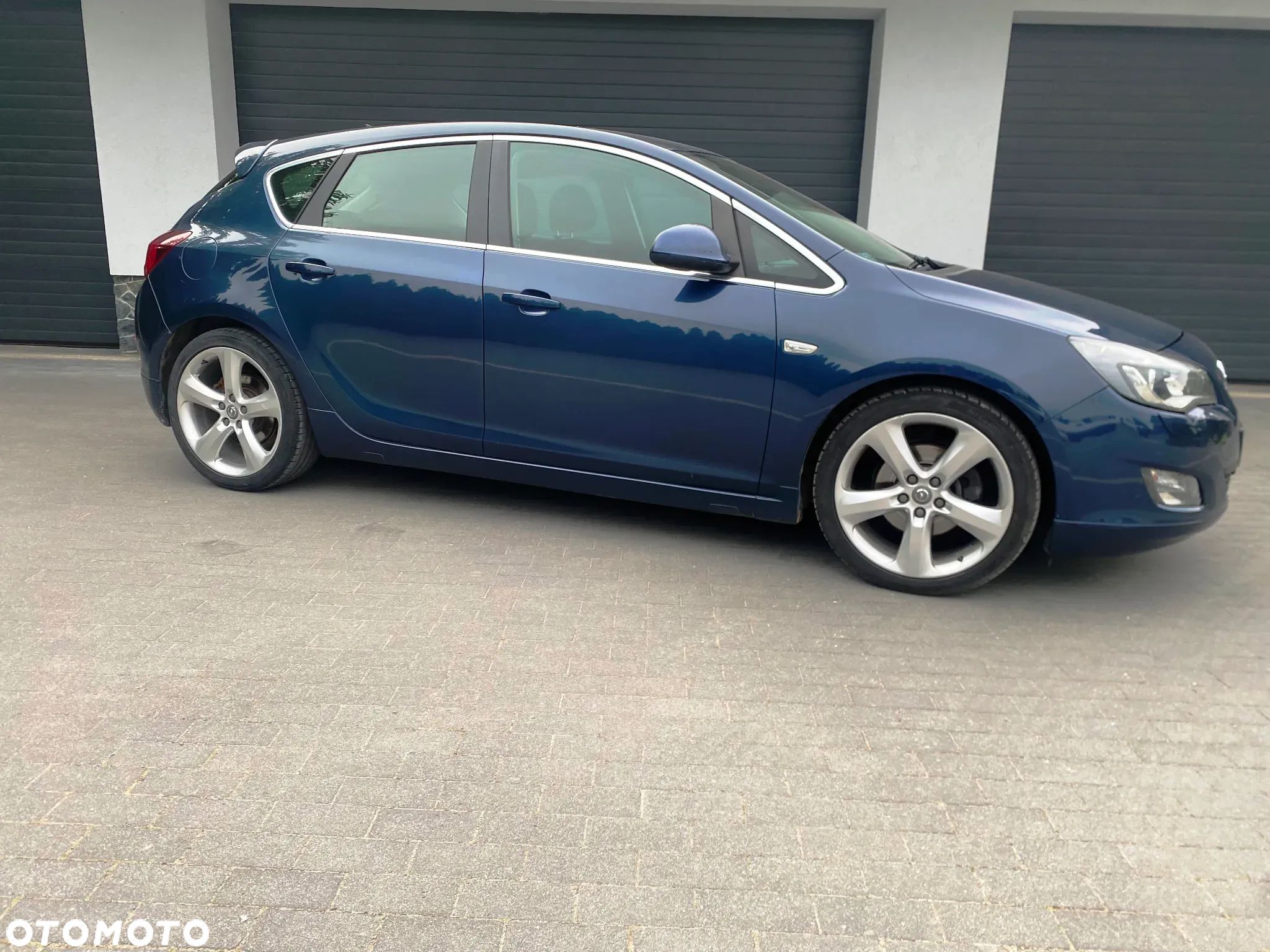 Opel Astra - 1