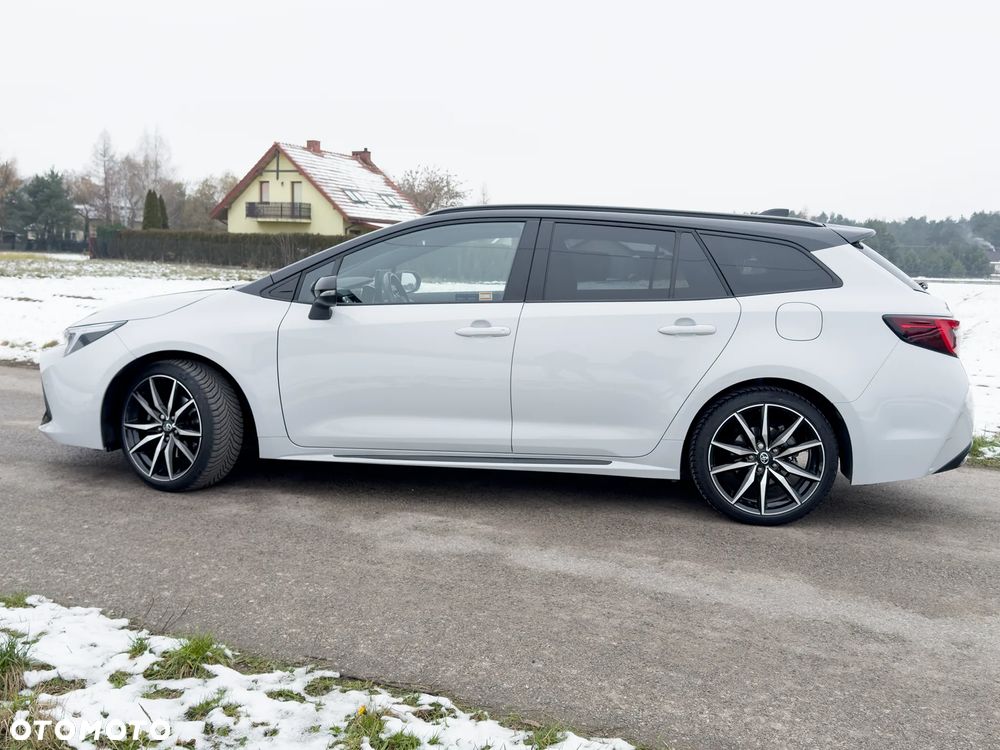 Toyota Corolla 2.0 Hybrid GR Sport Dynamic - 8