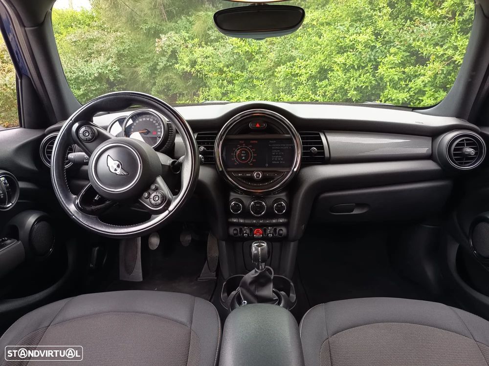 MINI 5 Portas Cooper D - 11