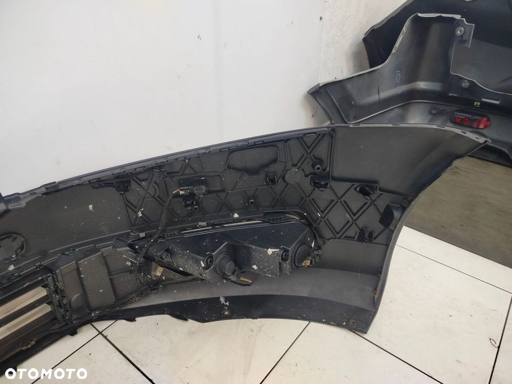 VW PASSAT B7 2010R- ZDERZAK PRZÓD PRZEDNI PDC LC9X - 9