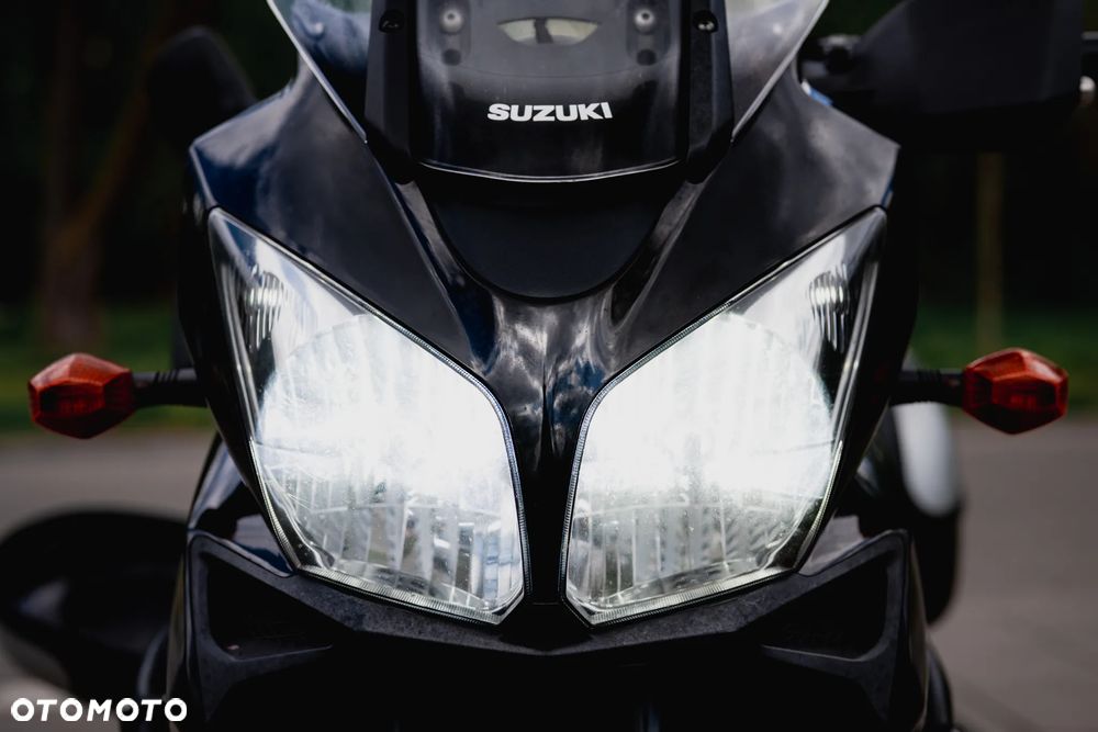 Suzuki V-STROM - 9