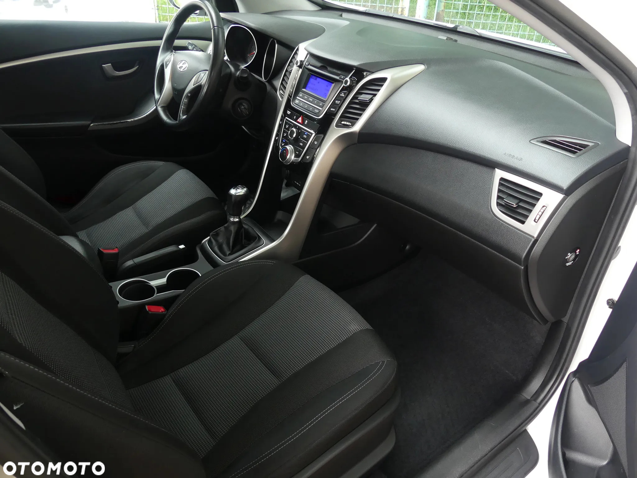 Hyundai i30 1.6 CRDI Fifa World Cup Edition - 6