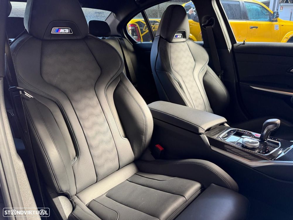 BMW M3 Competition M xDrive - 29