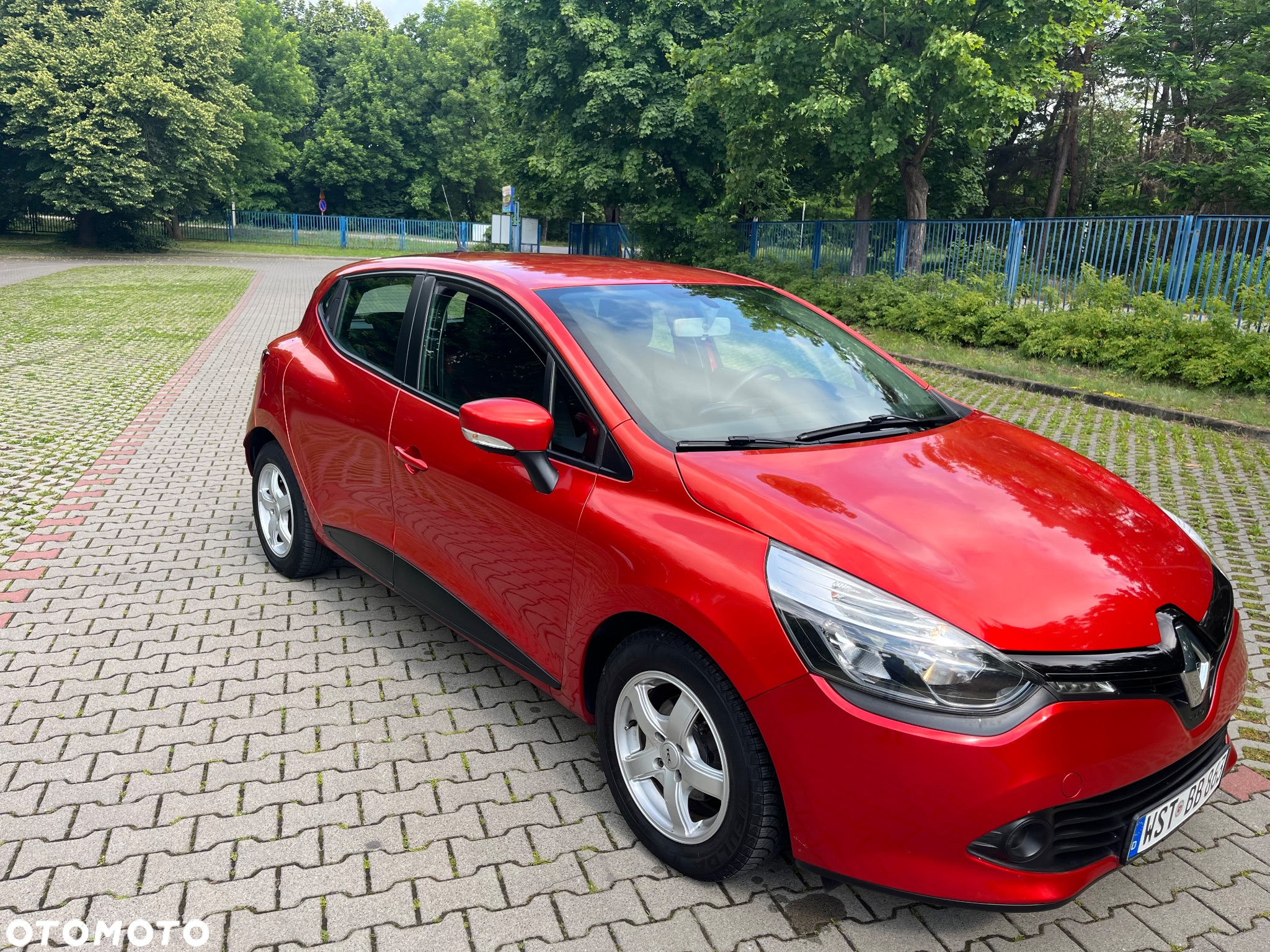 Renault Clio - 9