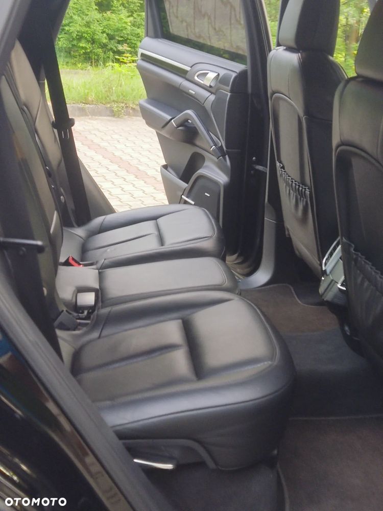 Porsche Cayenne Tiptronic S - 16